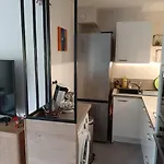 T2 Paisible, Wifi, Proche Et Pinède *