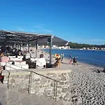 T2 Paisible, Wifi, Proche Et Pinede * Saint-Mandrier-sur-Mer