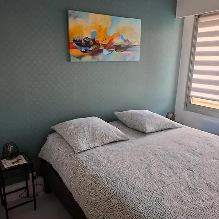 Appartement T2 Paisible, Wifi, Proche Et Pinède